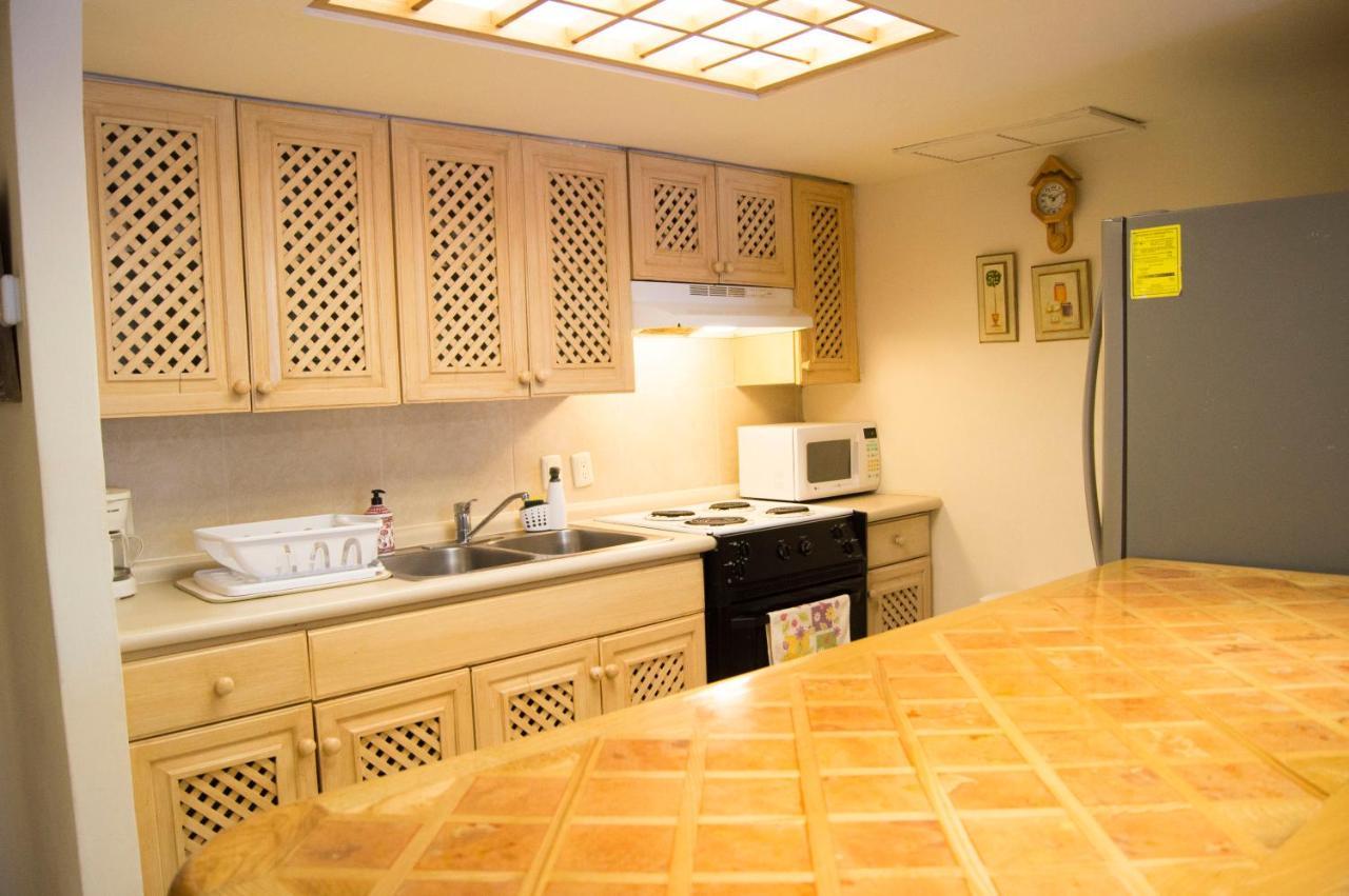 Cancun Beachfront Condo Екстер'єр фото
