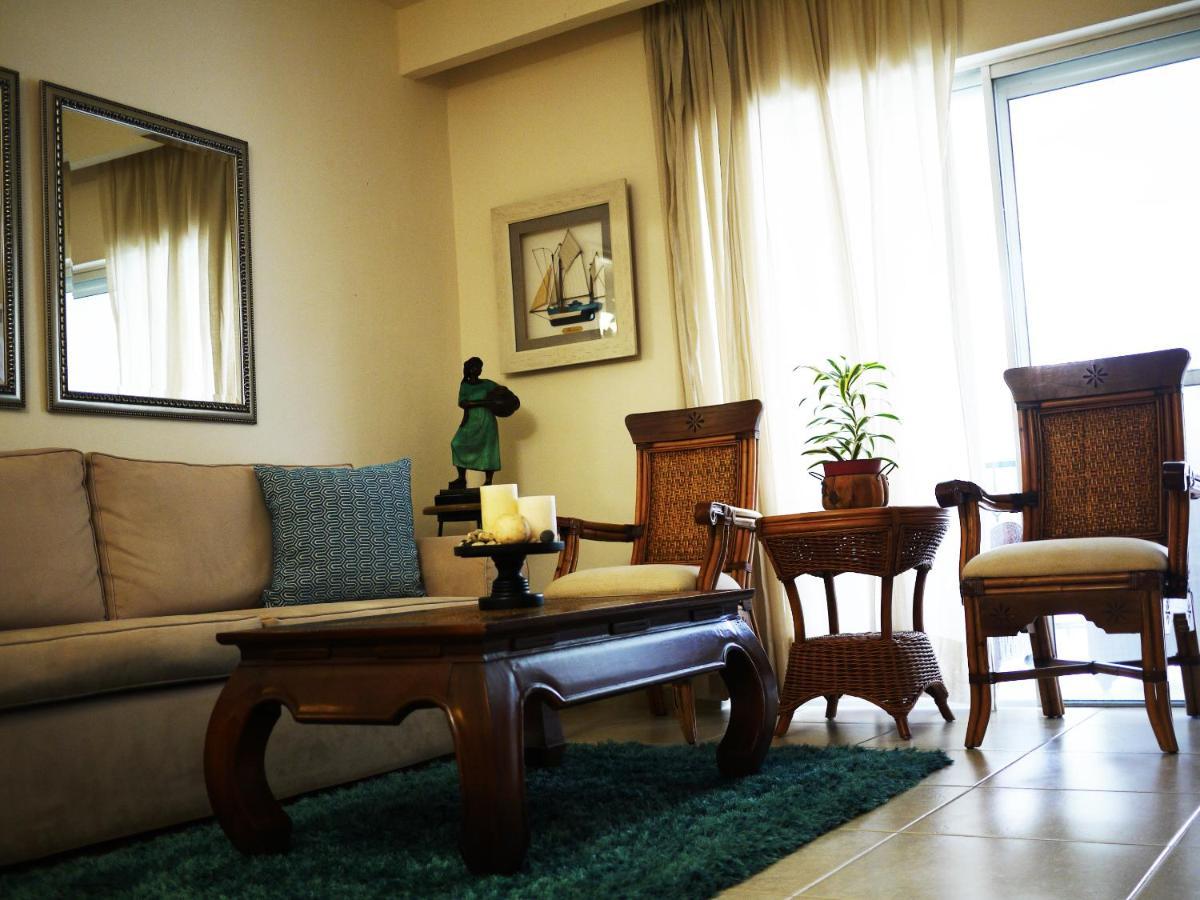 Cancun Beachfront Condo Екстер'єр фото